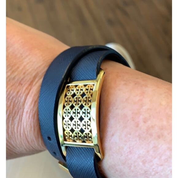 TORY BURCH Navy Logo Bracelet - Picture 2 of 8